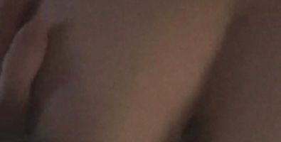 Lovely brunette Jacqueline gives a perfect blowjob