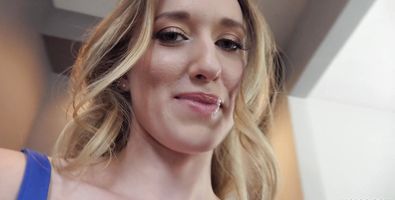 Appealing Riley Reyes got her slit licked from the back before she got fucked very hard